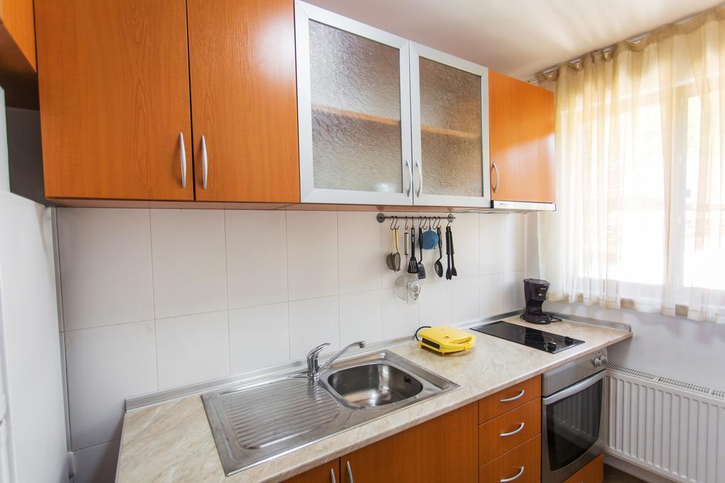 Hera Guest House Chiflik Esterno foto