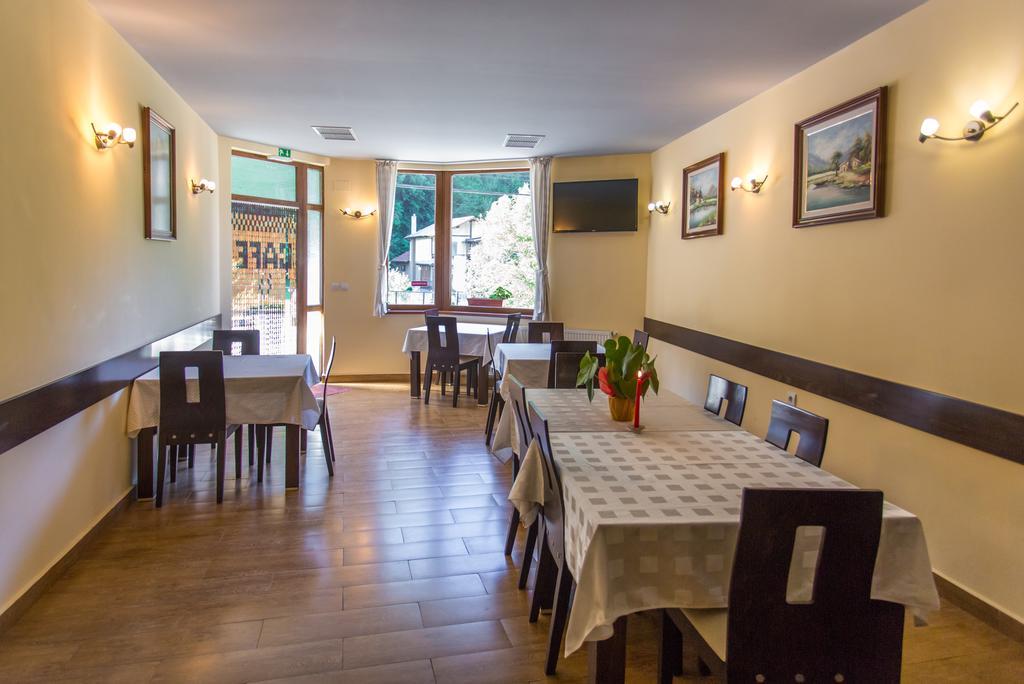 Hera Guest House Chiflik Esterno foto